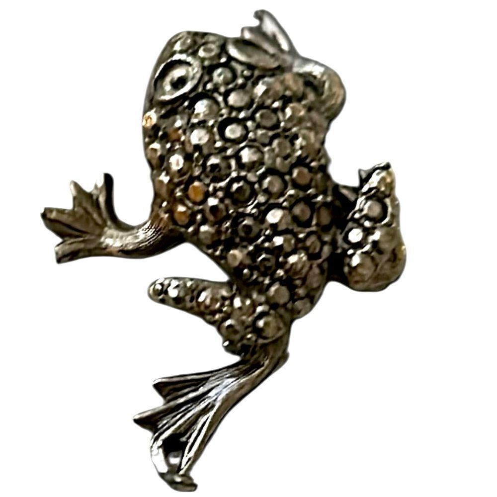 Vintage Silver Frog Brooch
